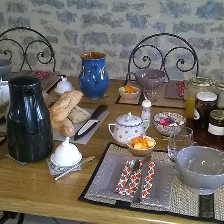 Essey Au Rendez Vous De L'Auxois B&B מראה חיצוני תמונה
